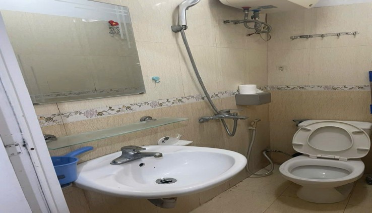 Cho thuê căn hộ chung cư phố Vũ Tông Phan, 55m-Tầng đẹp-2 PN- 1VS- Giá 7triệu/tháng.